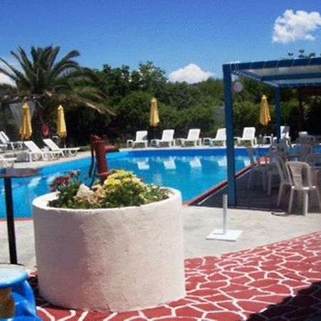Aquarius Hotel Fourka Extérieur photo