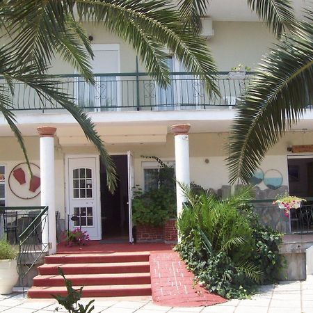 Aquarius Hotel Fourka Extérieur photo
