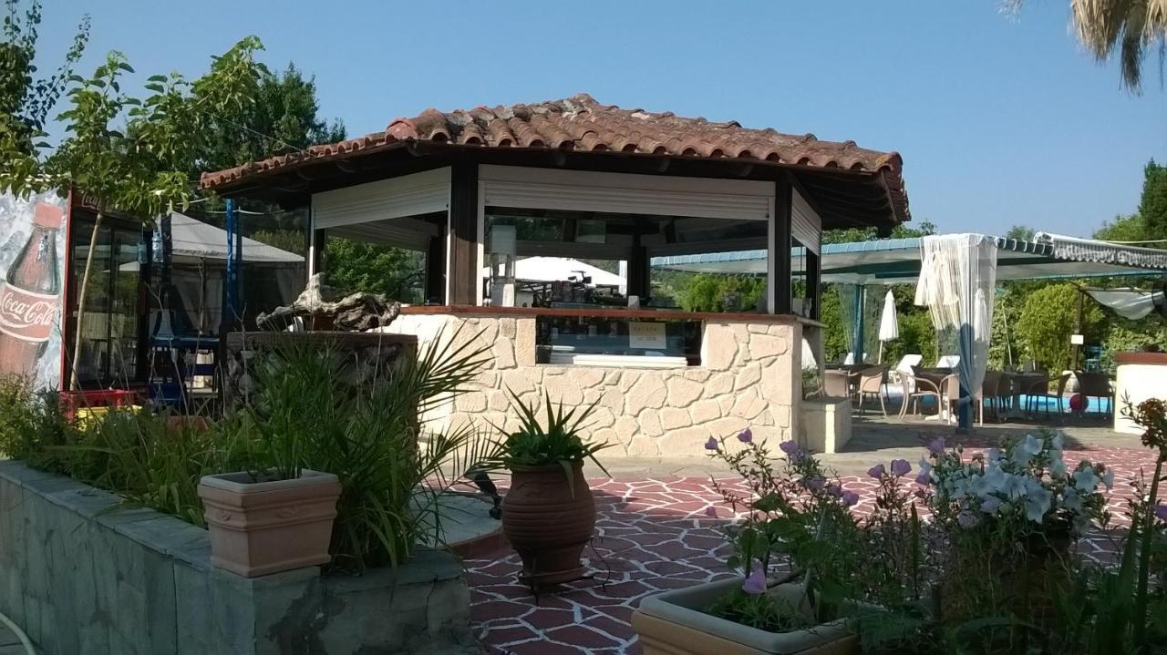 Aquarius Hotel Fourka Extérieur photo