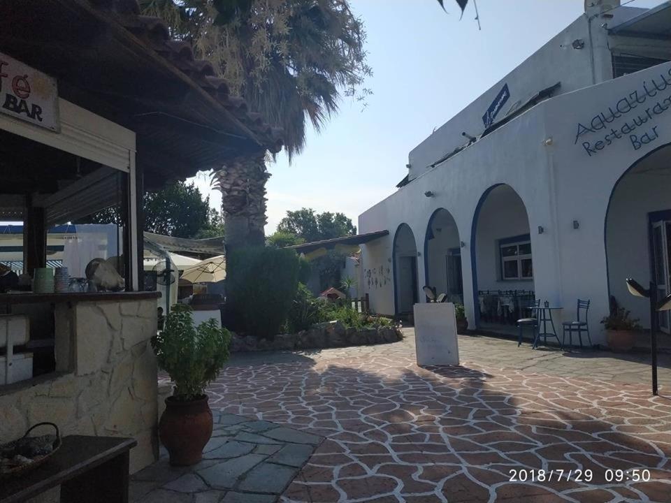 Aquarius Hotel Fourka Extérieur photo